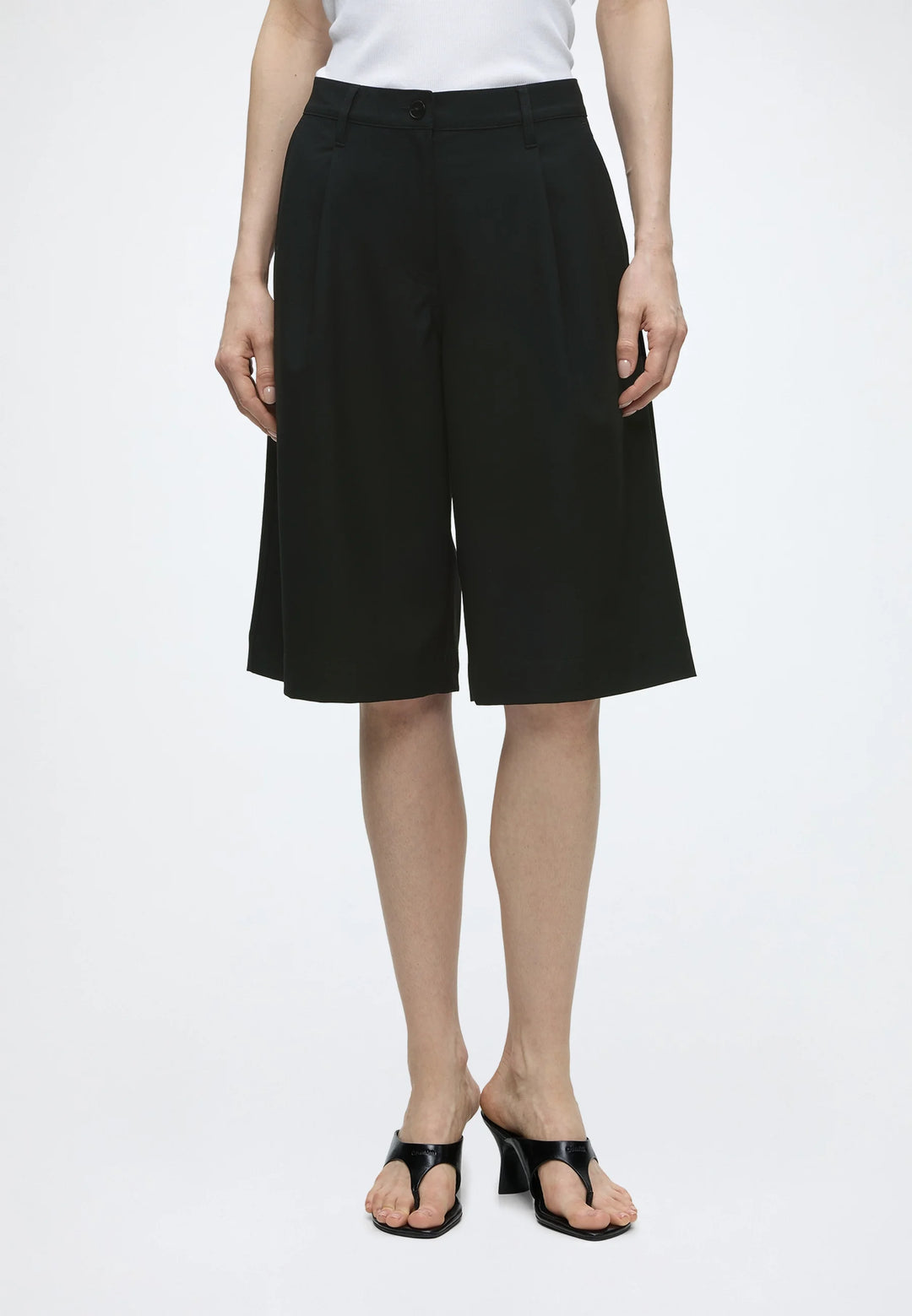 Short Samsoe Samsoe